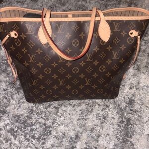 Louis Vuitton Neverfull